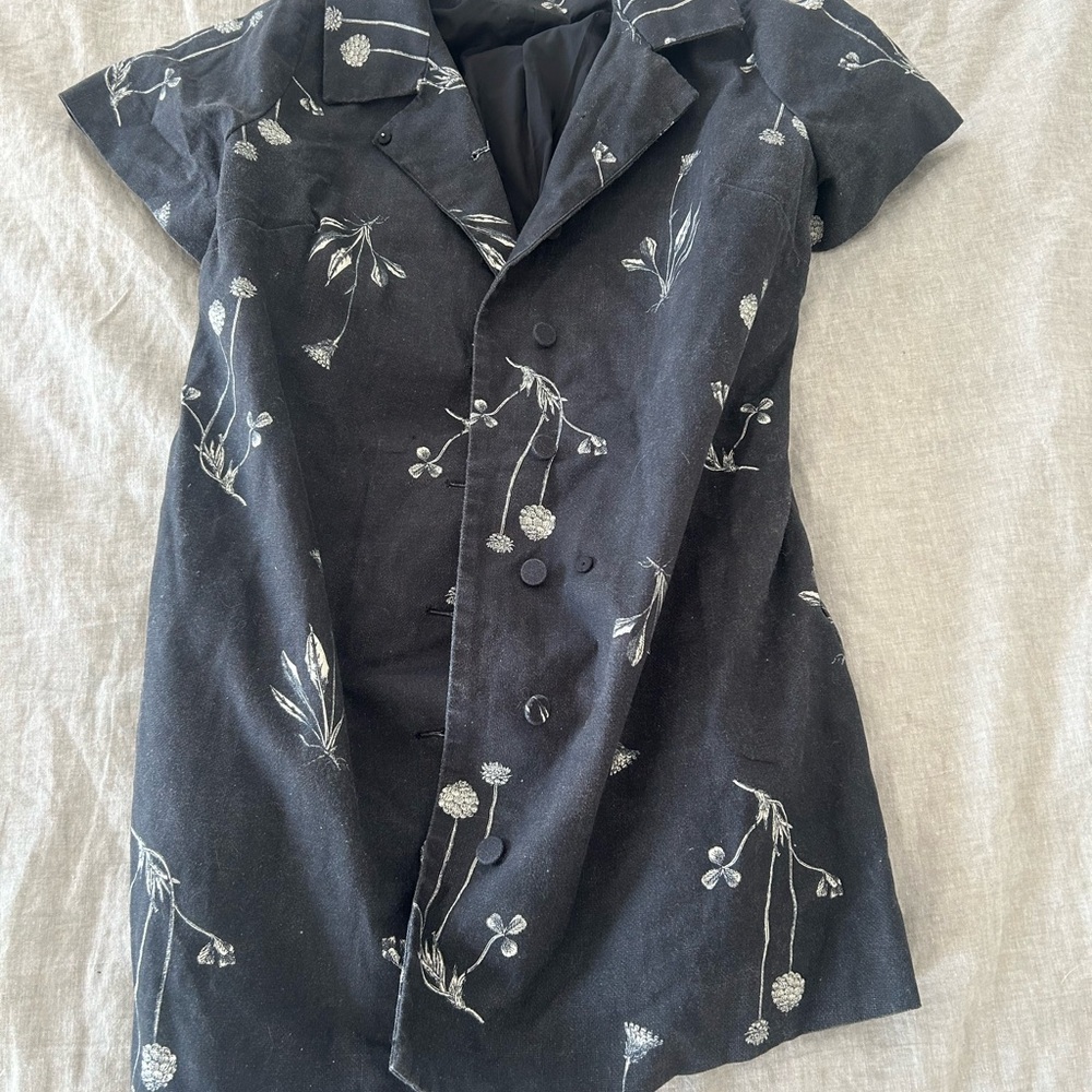Tuckernuck Black Short-Sleeve A-Line Dress with White Floral Print - Picture 2 of 7